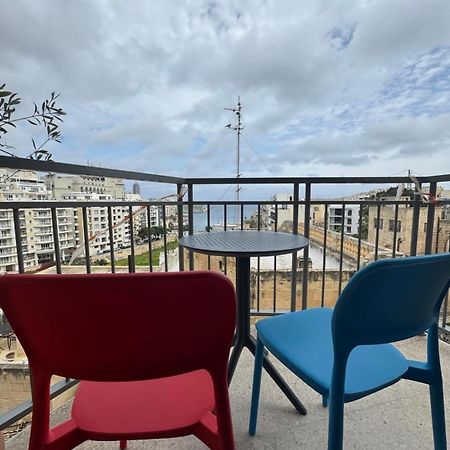 3 Bedrm Apt Seaview Balluta Bay Sliema Esterno foto